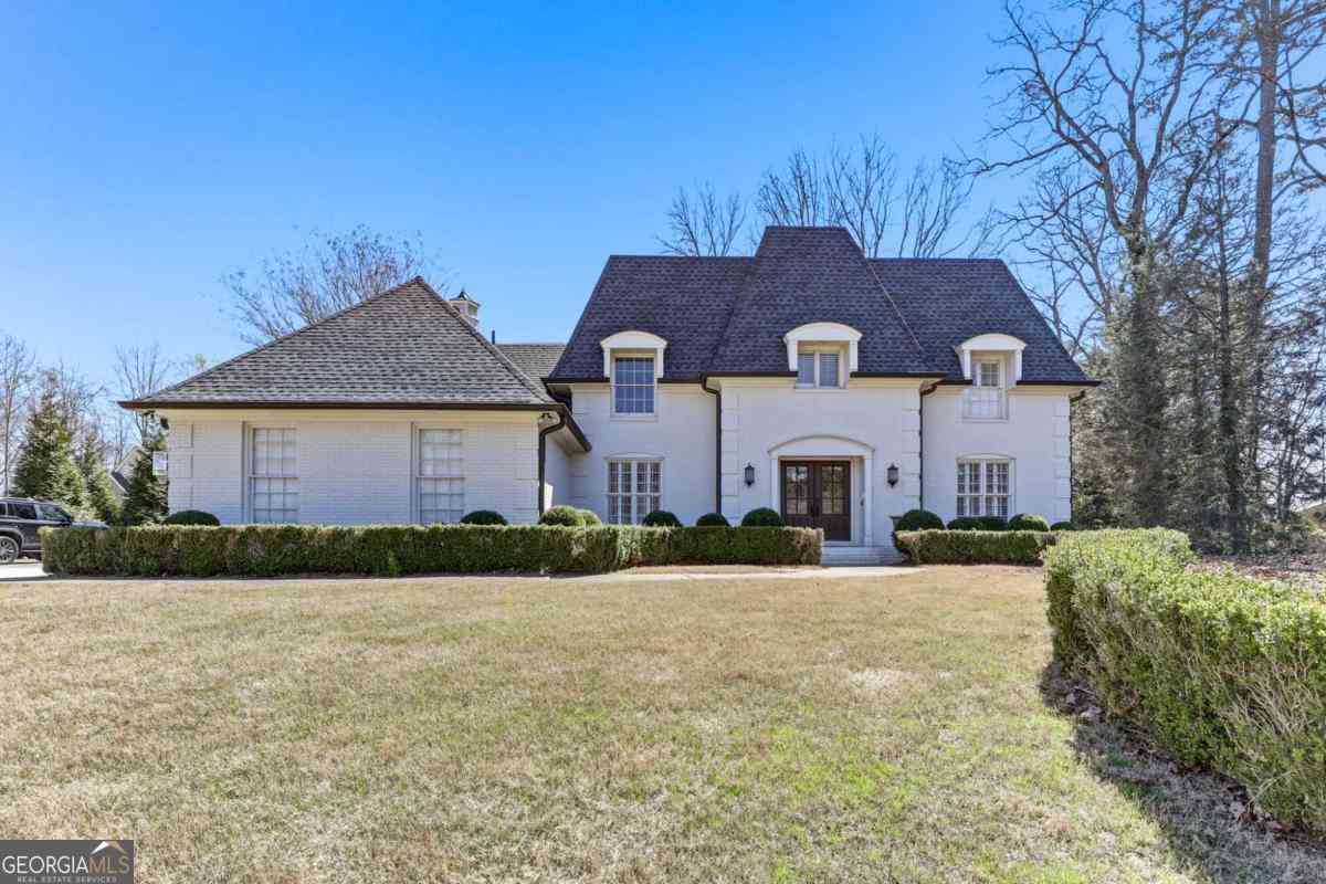 Homes For Sale - 197 Club Drive<br/> Gainesville, GA 30506