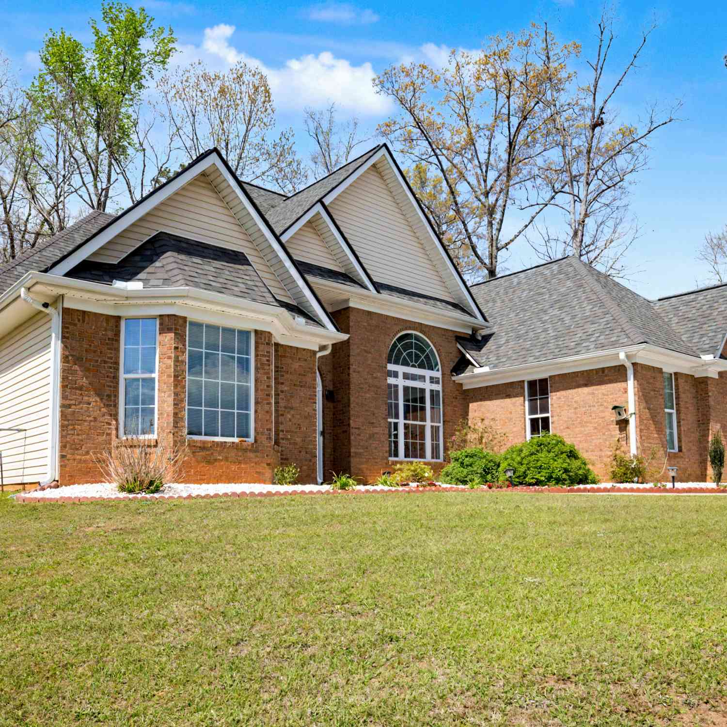 Homes For Sale - 170 Alexander Drive<br/> Henry County, McDonough, GA 30252
