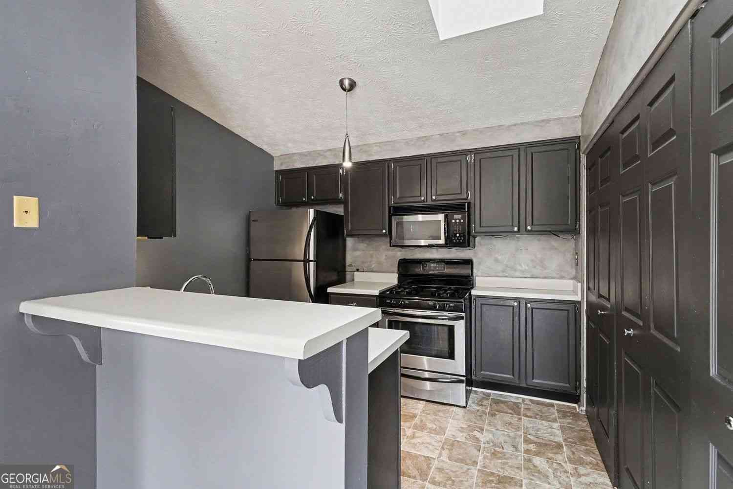 Condo For Sale - 1325 Keys Lake Drive NE<br/> Dekalb County, Brookhaven, GA 30319