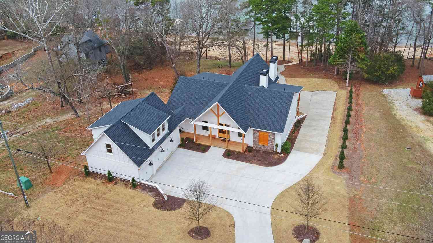 Homes For Sale - 672 Tugaloo Heights Circle<br/> Hart County, Lavonia, GA 30553
