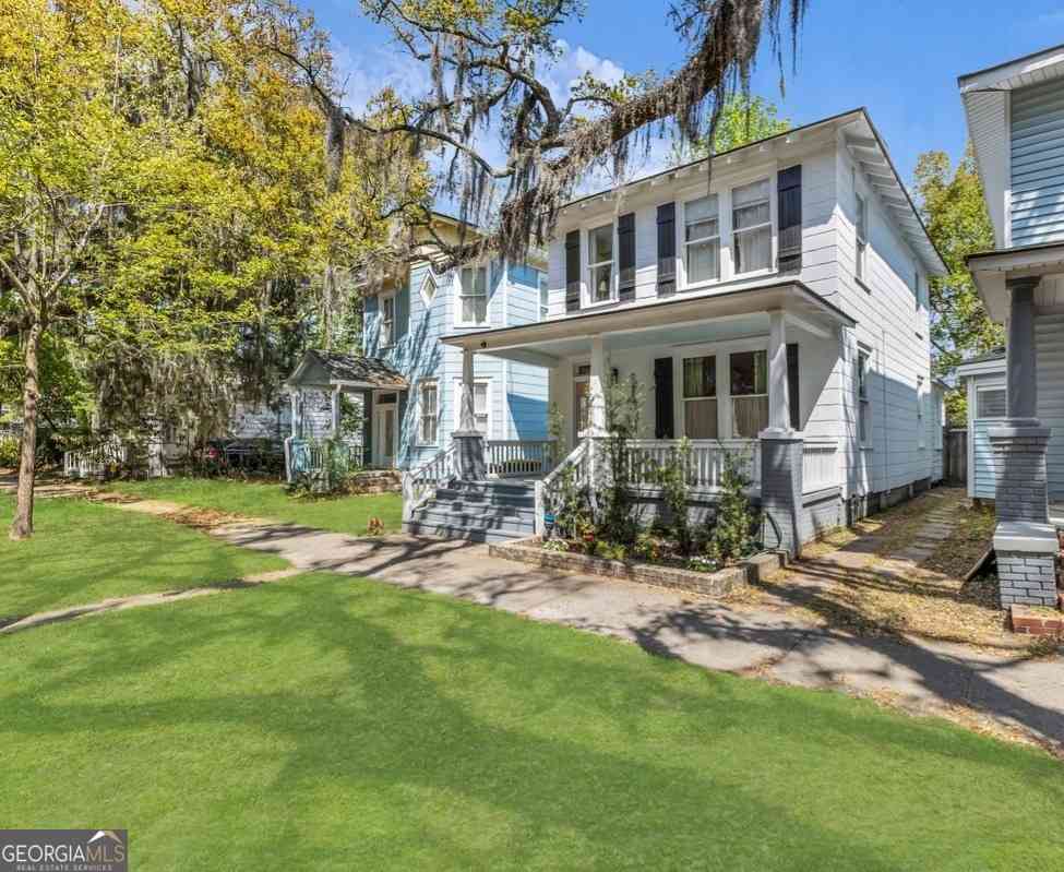 Homes For Sale - 712 E 37th Street<br/> Savannah, GA 31401