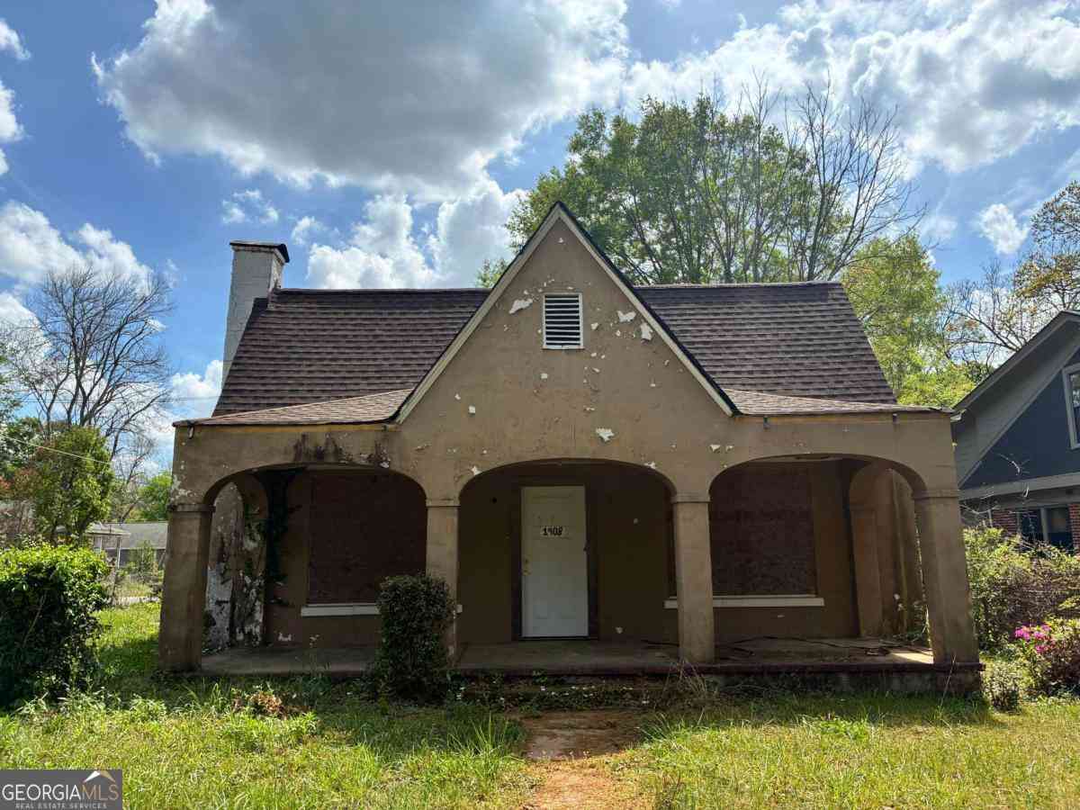 Homes For Sale - 1908 Lakewood Terrace SE<br/> Atlanta, GA 30315