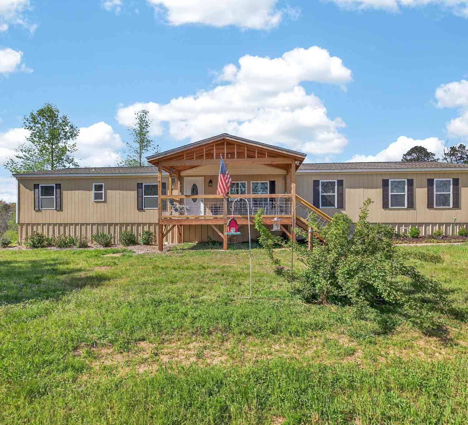 Condo For Sale - 1451 County Road 642<br/> Muscadine, AL 36269