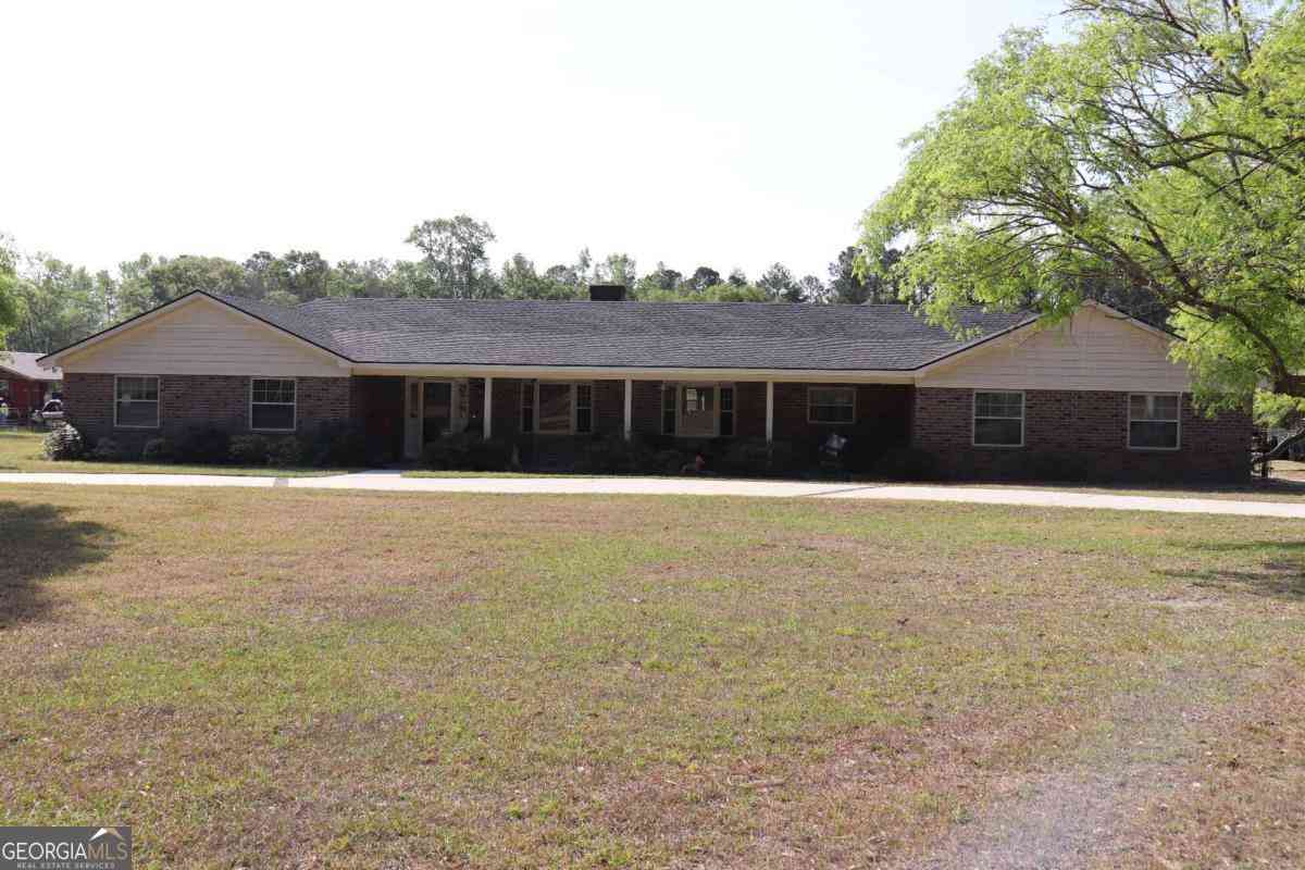 Homes For Sale - 1650 Ebenezer Road<br/> Effingham County, Rincon, GA 31326