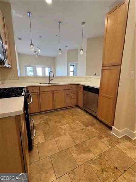 Condo For Sale - 799 Hammond Drive #113<br/> Atlanta, GA 30328