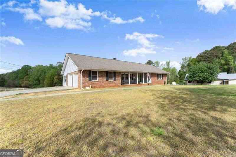 Homes For Sale - 2200 Highway 81<br/> Walton County, Loganville, GA 30052