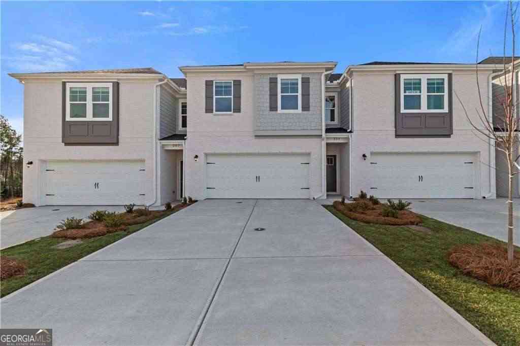 Townhouse For Sale - 236 Sanctuary Drive<br/> Mcdonough, GA 30253