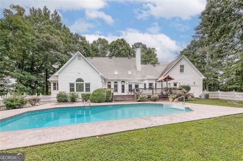 Homes For Sale - 1380 Holland Road<br/> Powder Springs, GA 30127