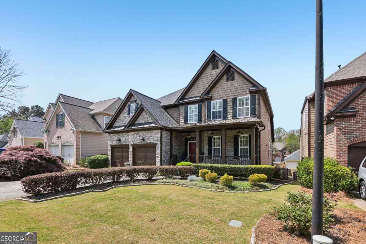 Homes For Sale - 3180 The Commons Drive<br/> Cumming, GA 30041