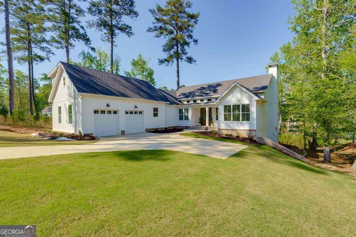 Homes For Sale - 1080 Glen Eagle Drive<br/> Greene County, Greensboro, GA 30642