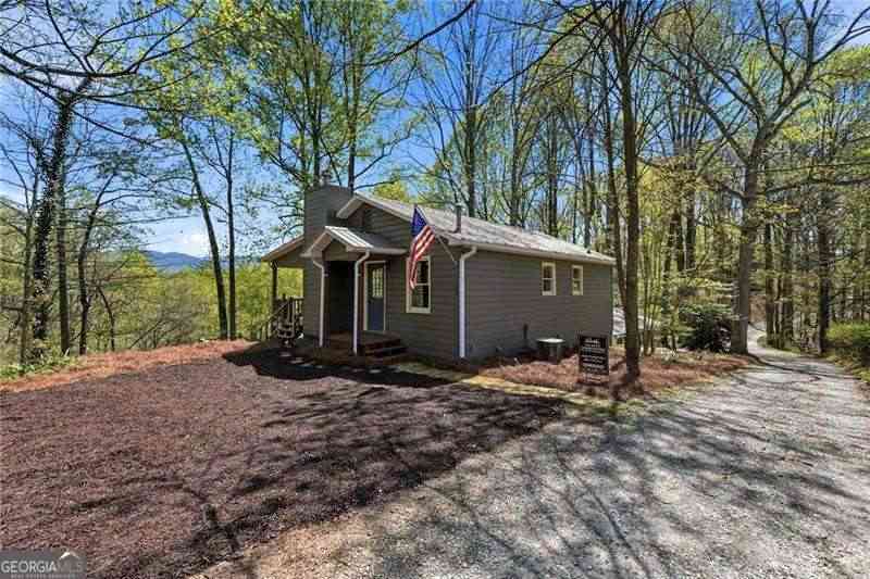 Homes For Sale - 183 Dogwood Court<br/> Gilmer County, Ellijay, GA 30540