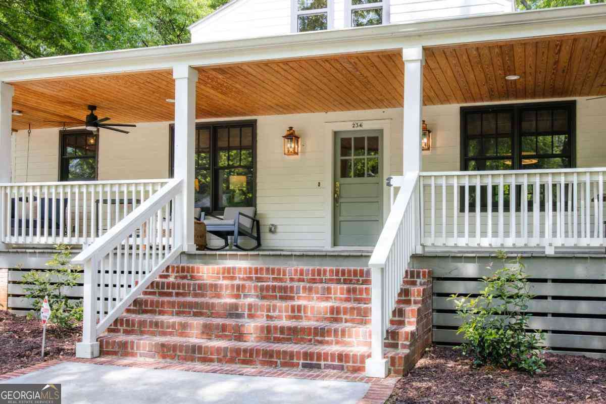 Homes For Sale - 234 Sunset Drive<br/> Clarke County, Athens, GA 30608