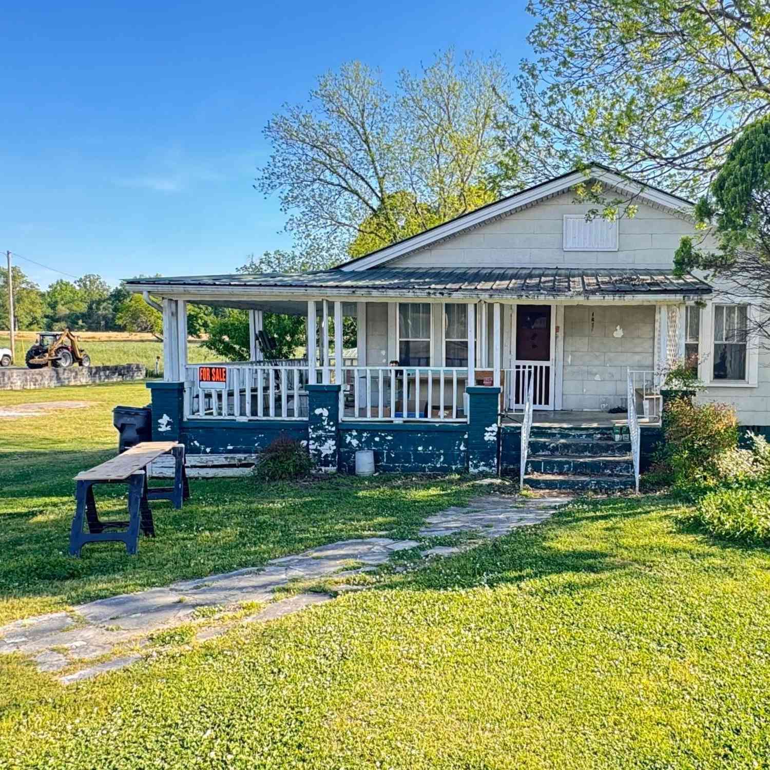 Homes For Sale - 0 & 1201 W Main Street<br/> Cherokee County, Centre, AL 35960