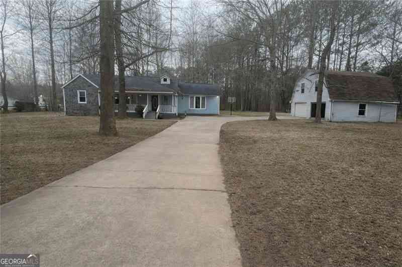 Homes For Sale - 265 Winding Stream Trail<br/> Hampton, GA 30228