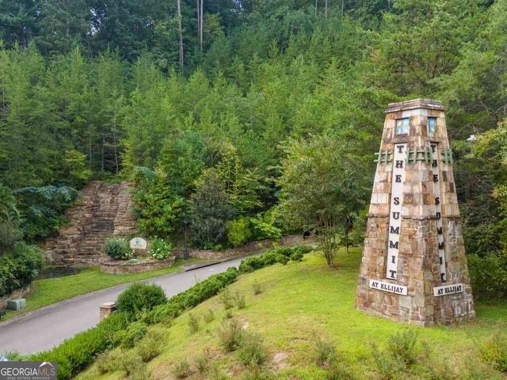 Homes For Sale - 179 Summit View Lane<br/> Gilmer County, Ellijay, GA 30540
