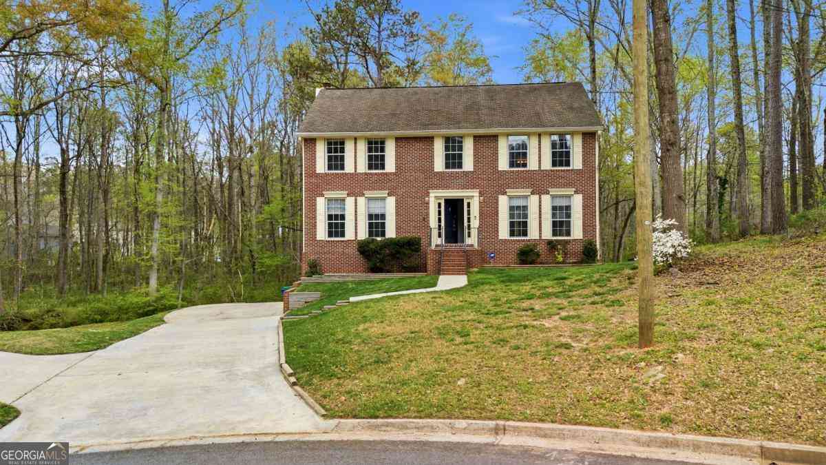 Homes For Sale - 145 Shadybrook Lane SW<br/> Atlanta, GA 30331