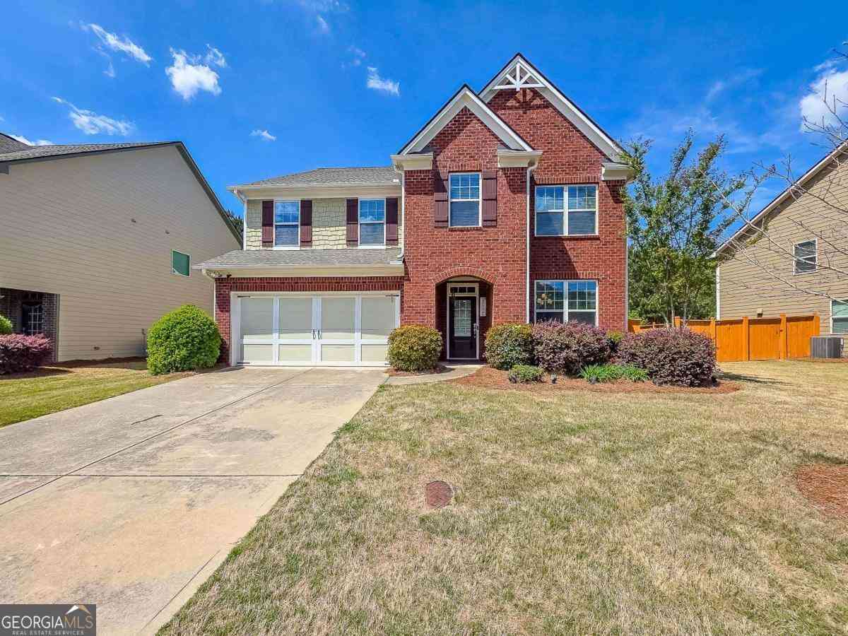 Homes For Sale - 5620 Shiloh Woods Drive<br/> Cumming, GA 30040