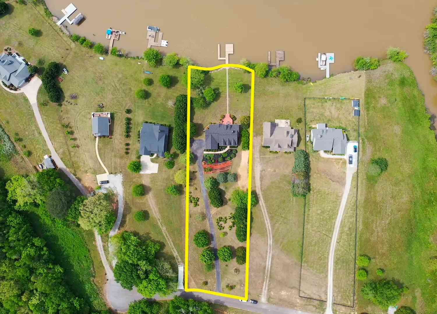 Homes For Sale - 1031 Shoreline Drive<br/> Greene County, Madison, GA 30650