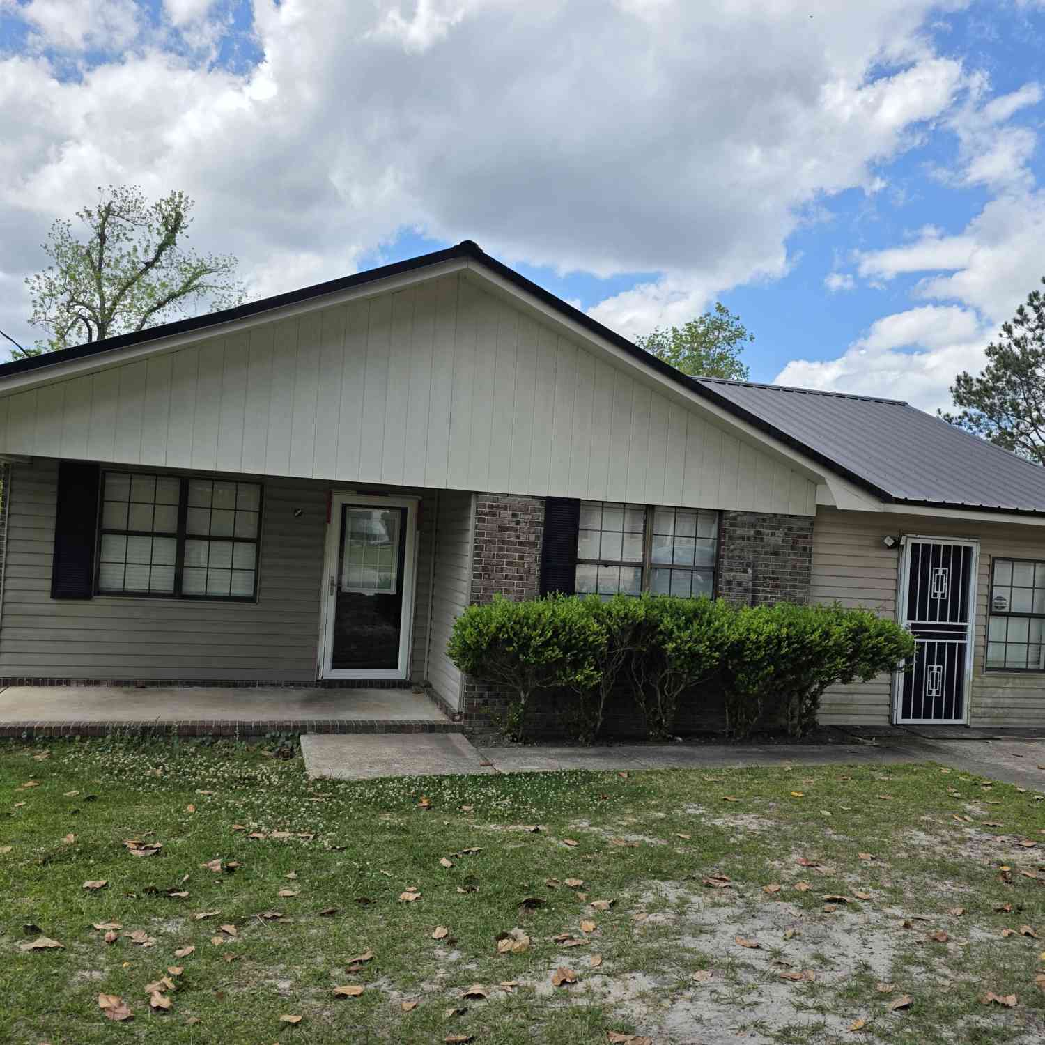 Homes For Sale - 1513 Wynn Avenue<br/> Douglas, GA 31533