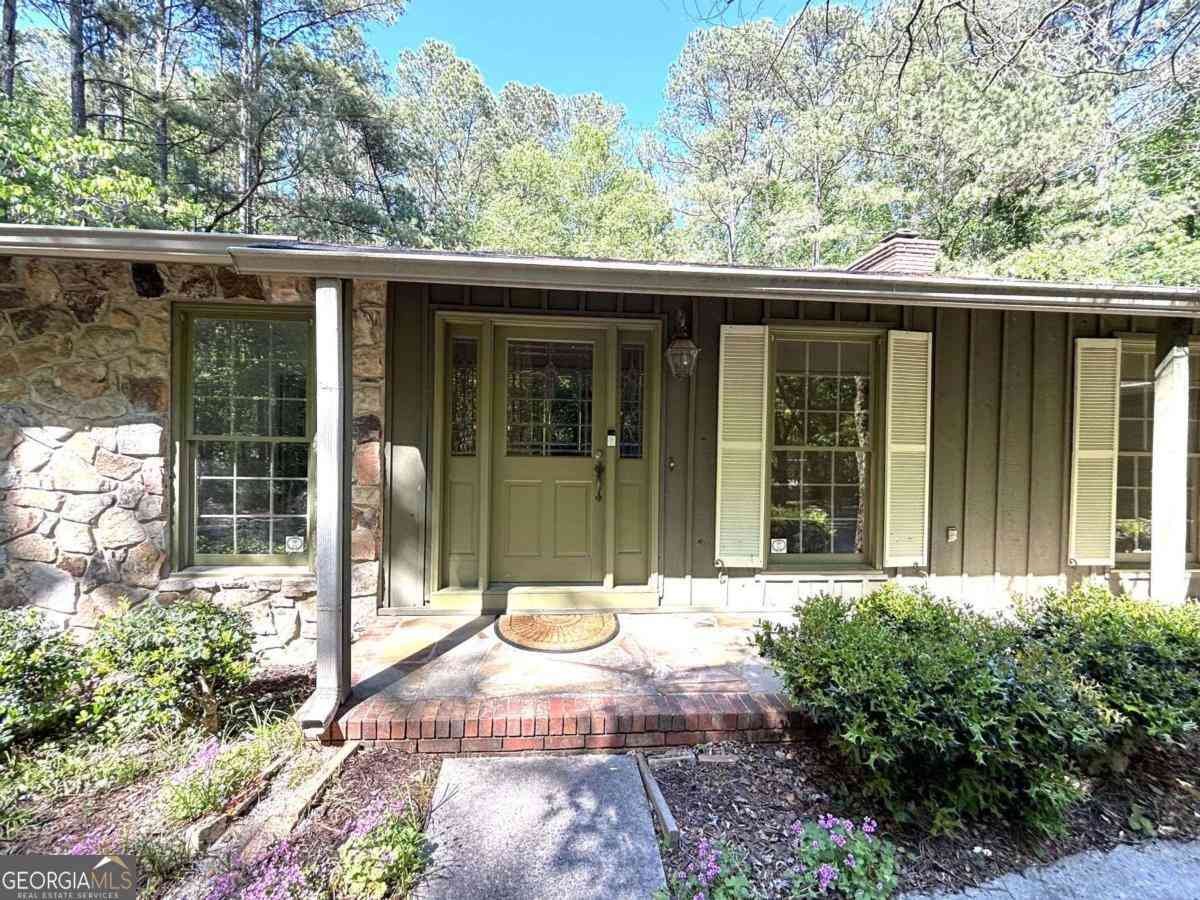Homes For Sale - 729 Ga-92<br/> Fayette County, Fayetteville, GA 30214
