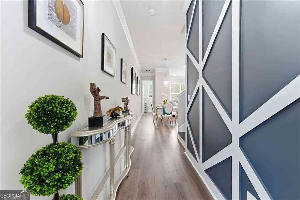 Townhouse For Sale - 3376 Sarah Trail #8<br/> Decatur, GA 30032