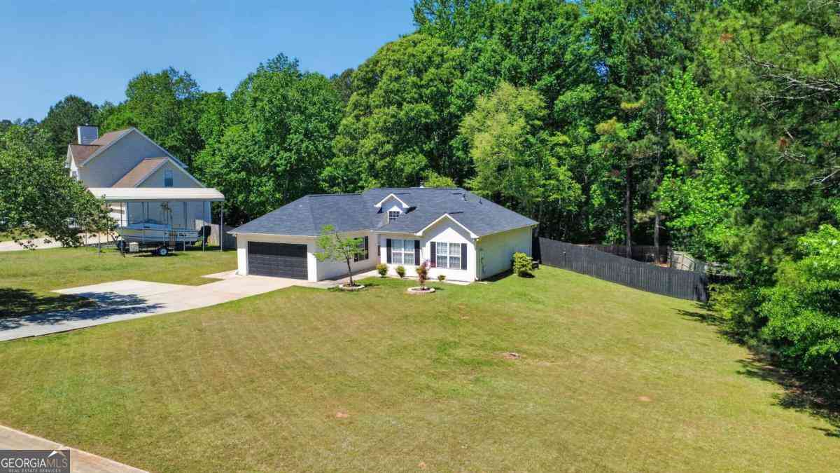 Homes For Sale - 80 Cherub Lane<br/> Coweta County, Sharpsburg, GA 30277