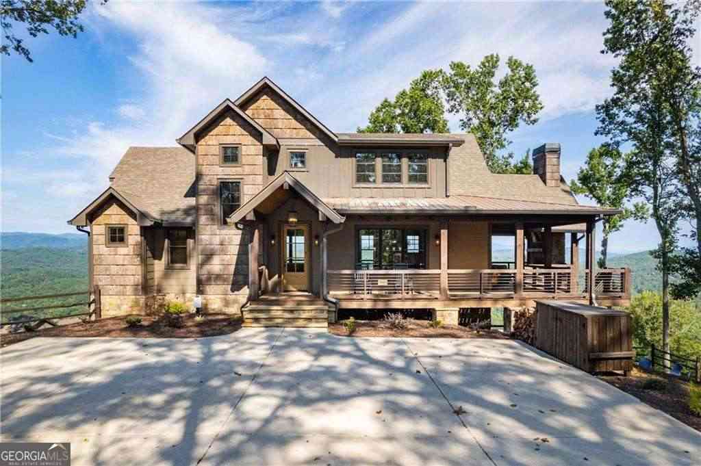 Homes For Sale - 802 Overlook Drive<br/> Blue Ridge, GA 30513
