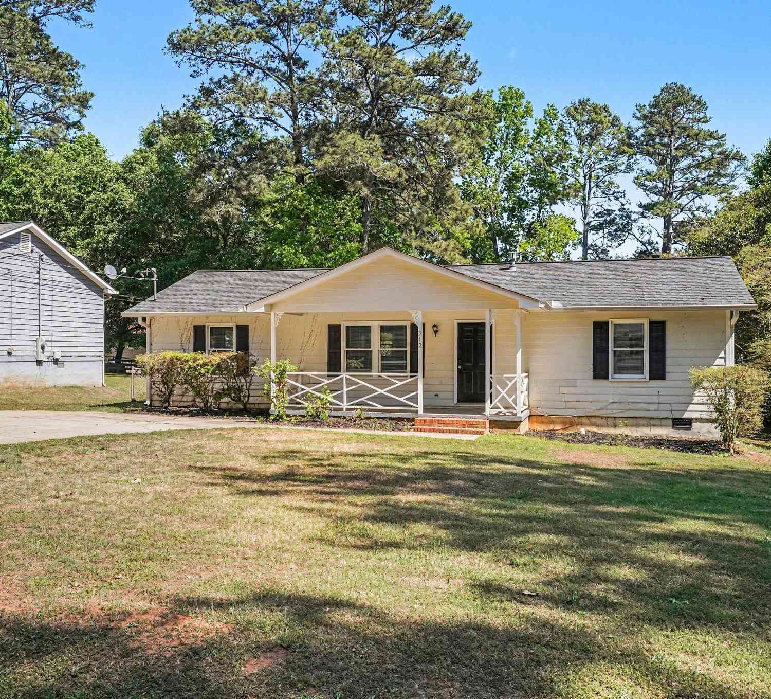 Homes For Sale - 342 Laurel Lane<br/> Henry County, Stockbridge, GA 30281