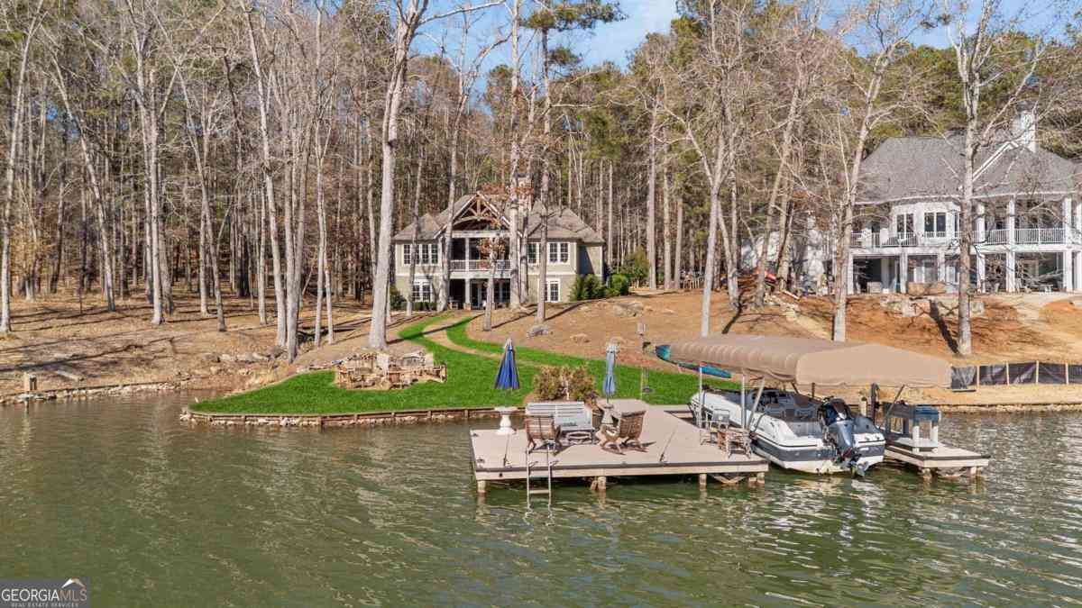 Homes For Sale - 1170 Paloma Drive<br/> Greene County, Greensboro, GA 30642