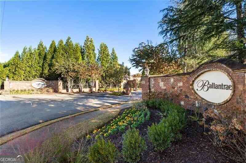 Condo For Sale - 2472 Ballantrae Circle<br/> Cumming, GA 30041