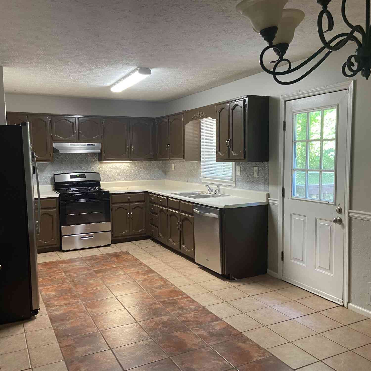 Homes For Sale - 146 Camp Creek Drive<br/> Henry County, Stockbridge, GA 30281