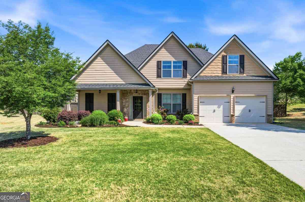 Homes For Sale - 3890 Savannah Trace<br/> Douglas County, Douglasville, GA 30135