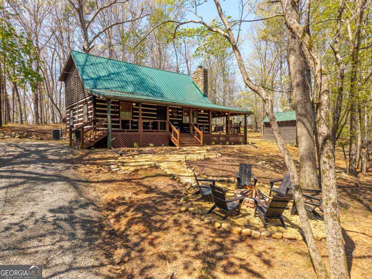 Homes For Sale - 33 Foxhound Drive<br/> Ellijay, GA 30540
