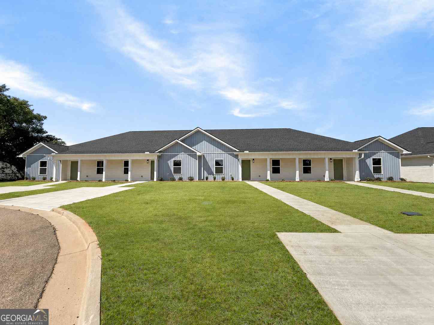 Townhouse For Sale - 313 Airman Boulevard<br/> Houston County, Warner Robins, GA 31088