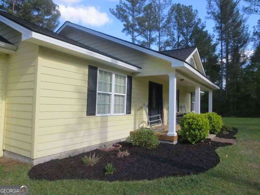 Homes For Sale - 445 Southside Drive<br/> Lyons, GA 30436