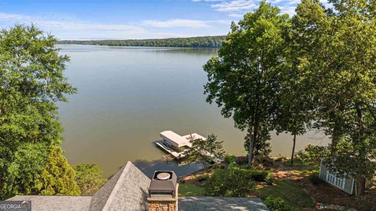 Homes For Sale - 1891 Northwoods Drive<br/> Greene County, Greensboro, GA 30642