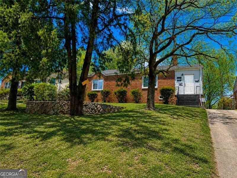 Homes For Sale - 2191 Glenwood Avenue SE<br/> Atlanta, GA 30316
