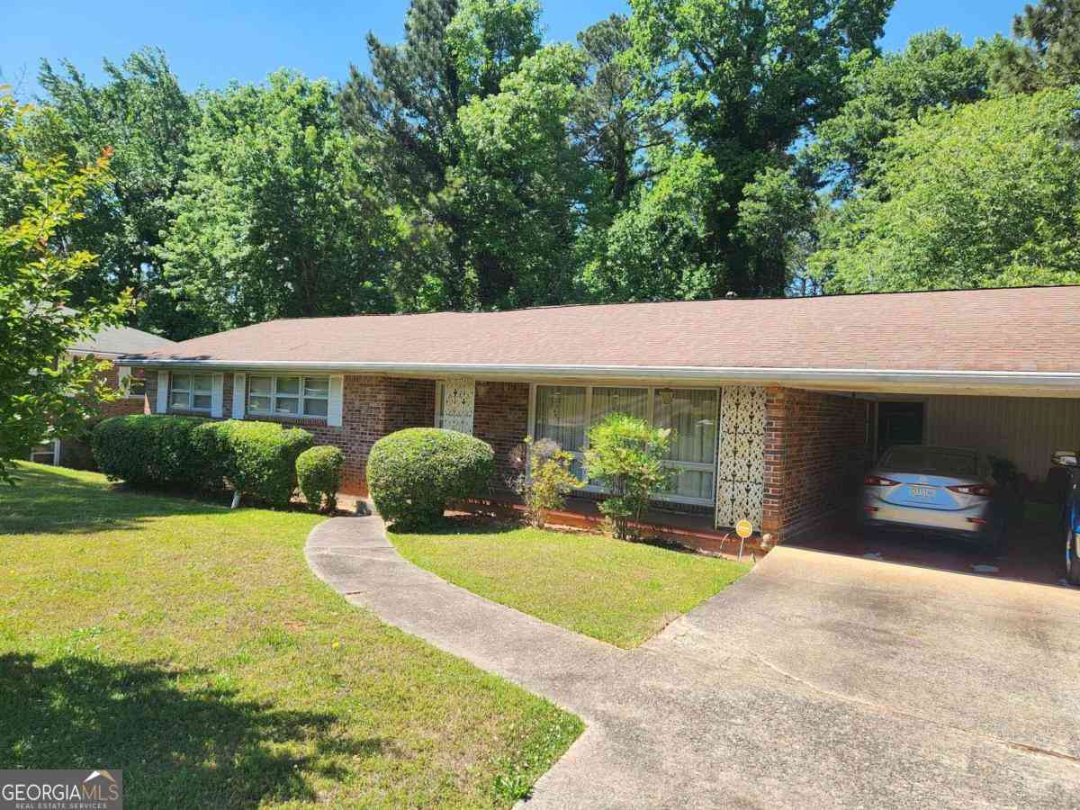 Homes For Sale - 3145 Hazelwood Drive SW<br/> Atlanta, GA 30311