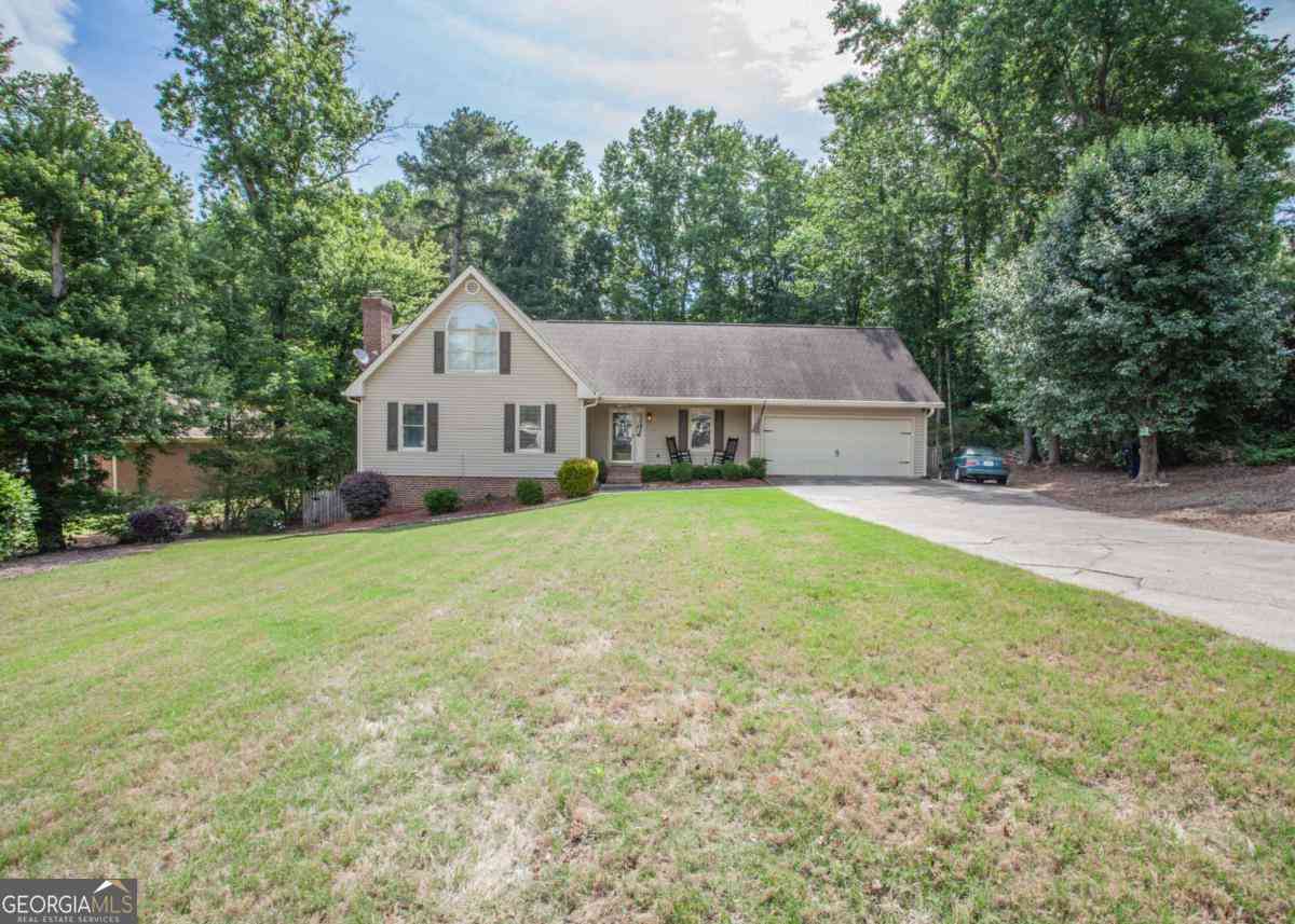 Homes For Sale - 17 Mountain Oaks Drive<br/> Carroll County, Carrollton, GA 30116