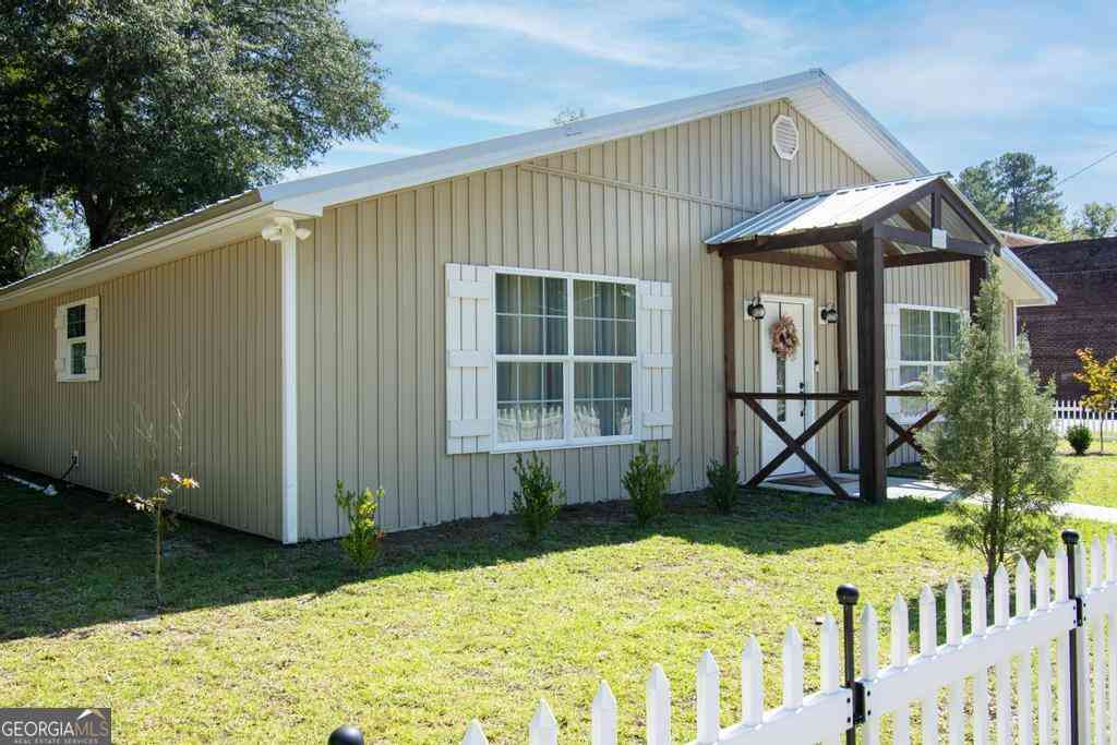 Homes For Sale - 149 Main Street<br/> Screven County, Rocky Ford, GA 30455