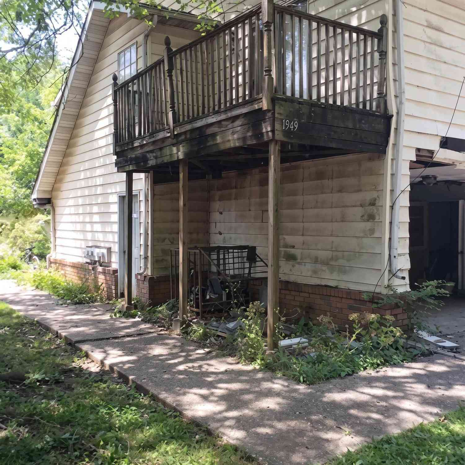 Condo For Sale - 1951 Whitehall Forest Court SE<br/> Atlanta, GA 30316