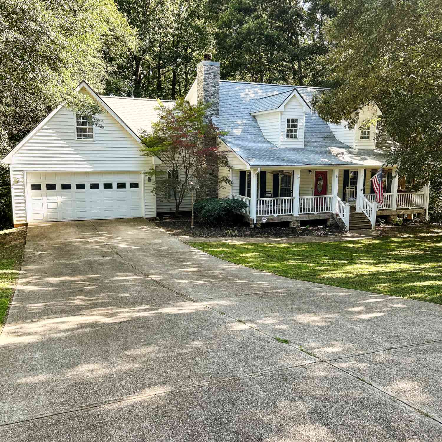Homes For Sale - 1609 White Oak Drive<br/> Winder, GA 30680