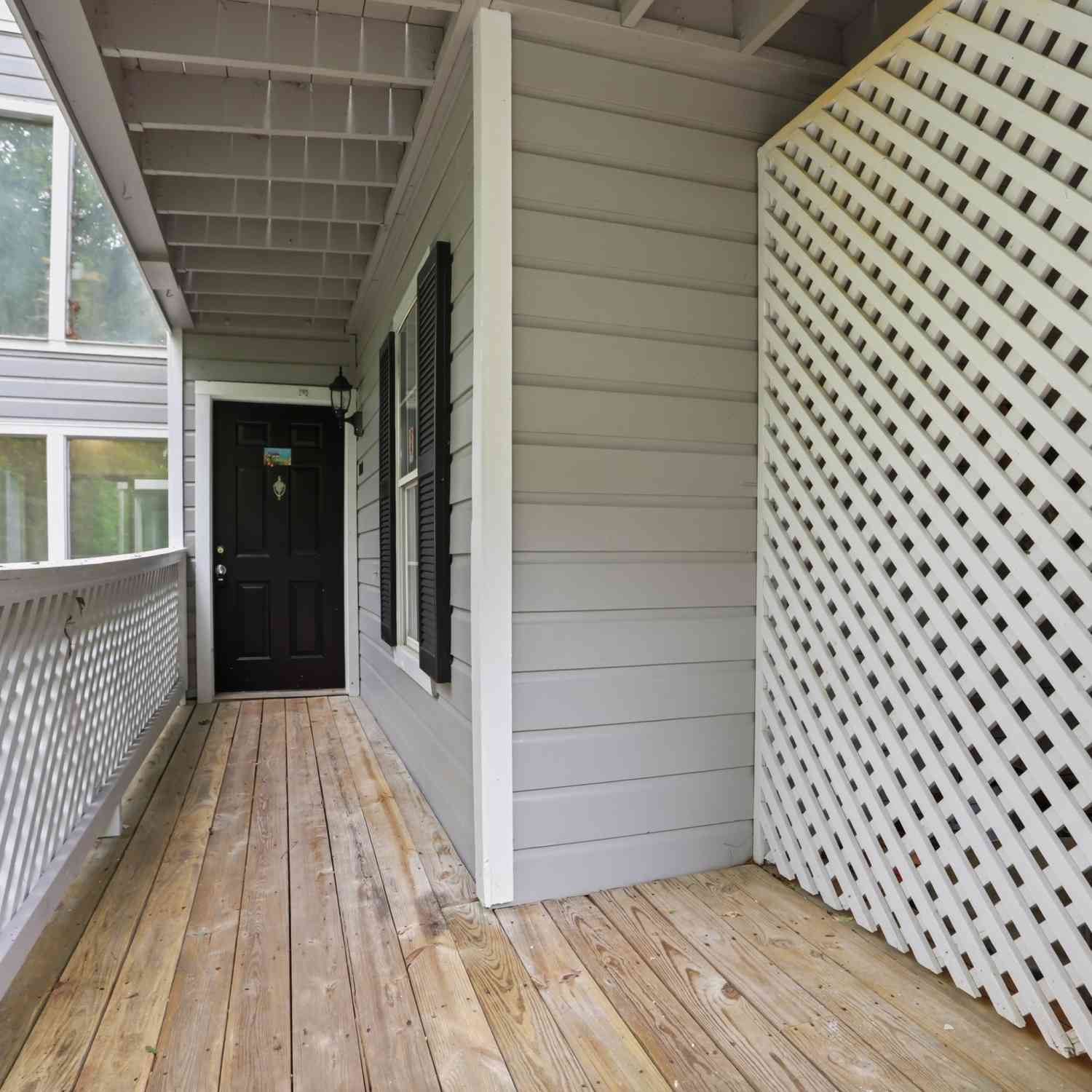 Condo For Sale - 1201 Vicksburg Place<br/> Atlanta, GA 30350