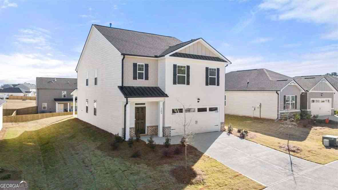 Homes For Sale - 11999 Aukerman Way<br/> Hampton, GA 30228