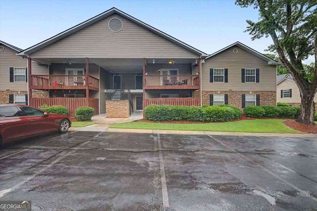 Condo For Sale - 604 Brighton Point<br/> Atlanta, GA 30328