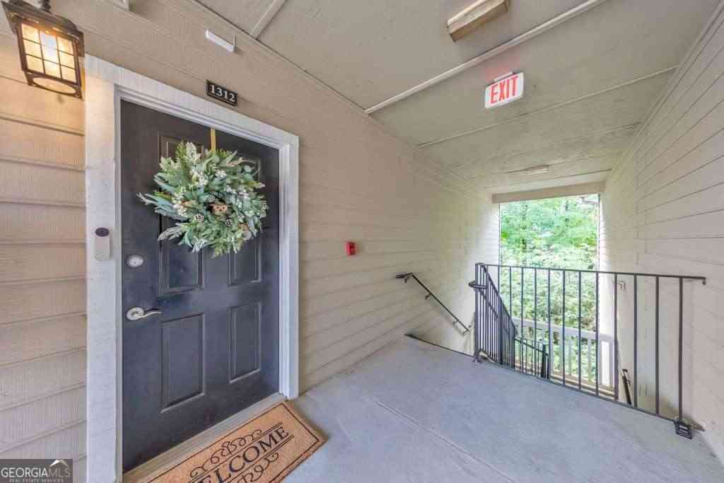 Condo For Sale - 1250 Parkwood Circle SE #1312<br/> Atlanta, GA 30339