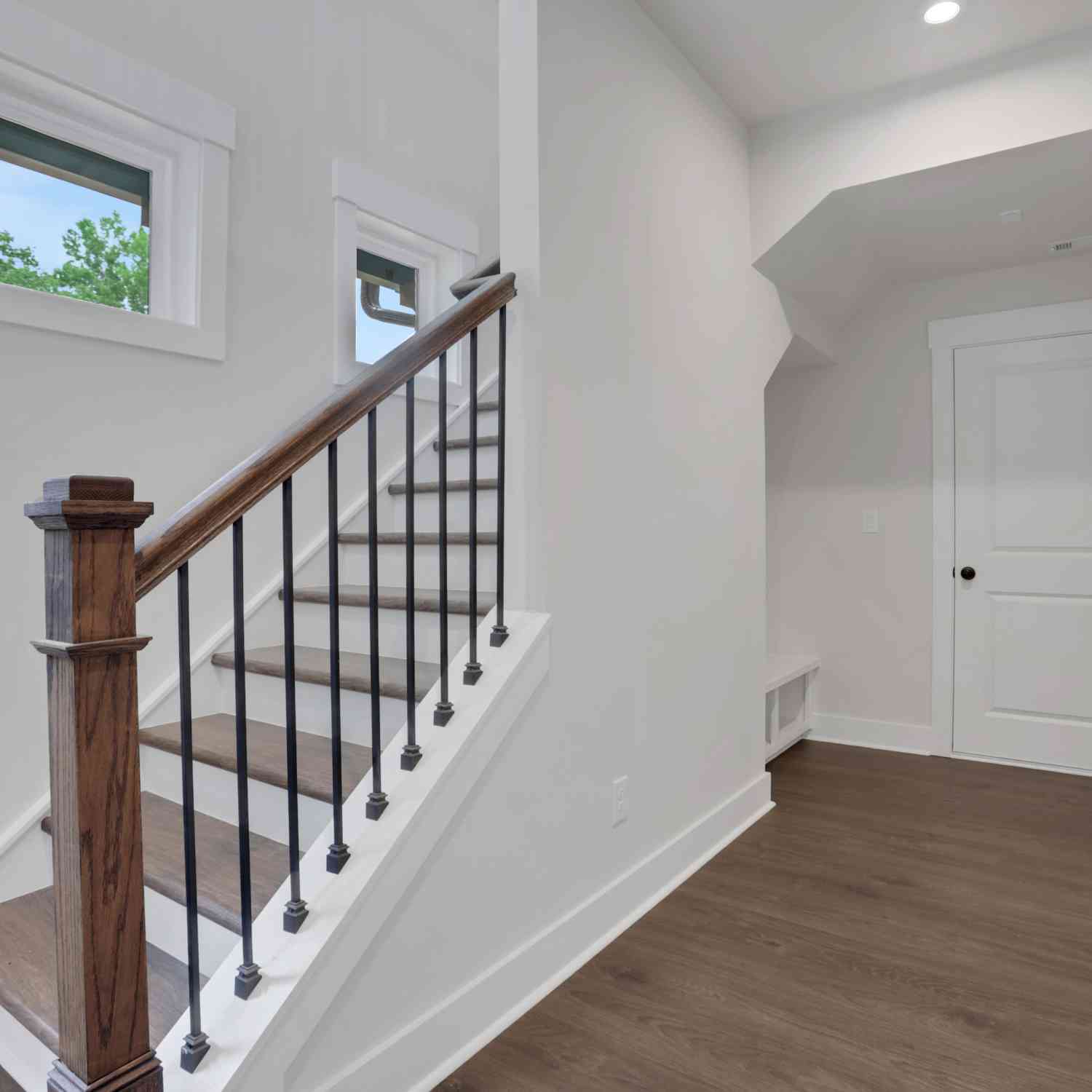 Townhouse For Sale - 110 Bridgecrest Road<br/> Roswell, GA 30075