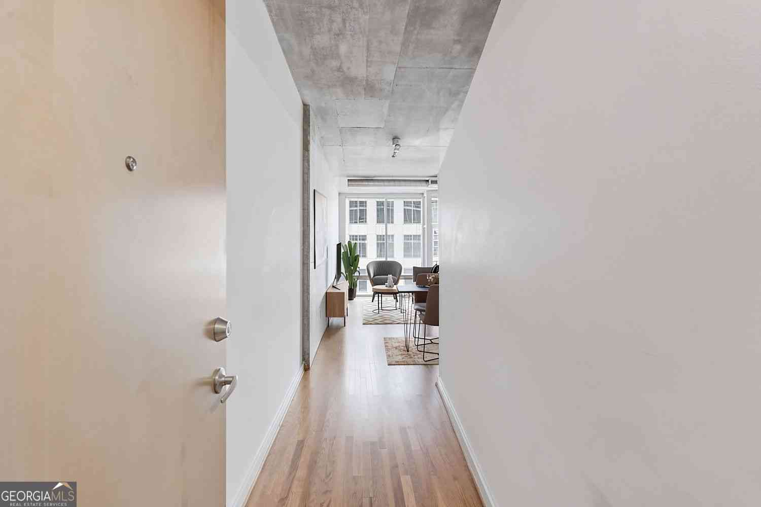 Condo For Sale - 943 Peachtree Street NE #707<br/> Atlanta, GA 30309