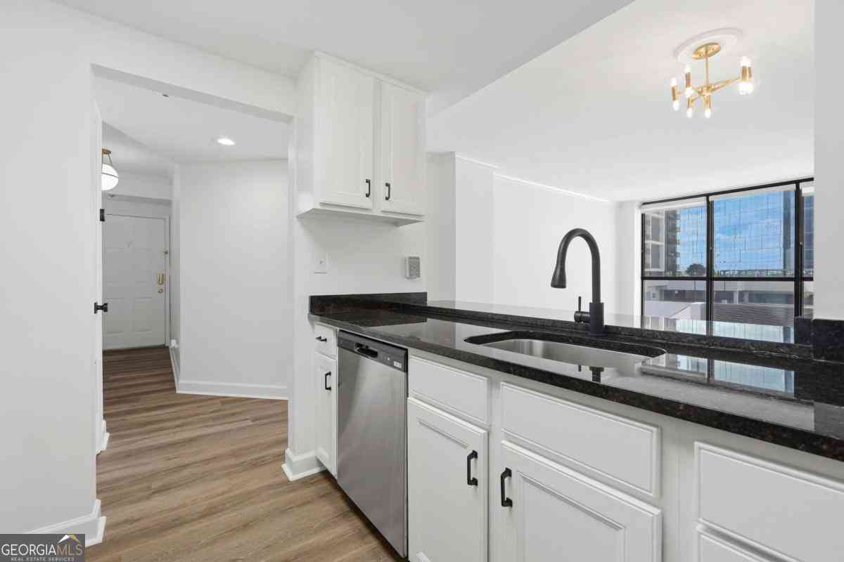 Condo For Sale - 1280 W Peachtree Street NW #1412<br/> Atlanta, GA 30309