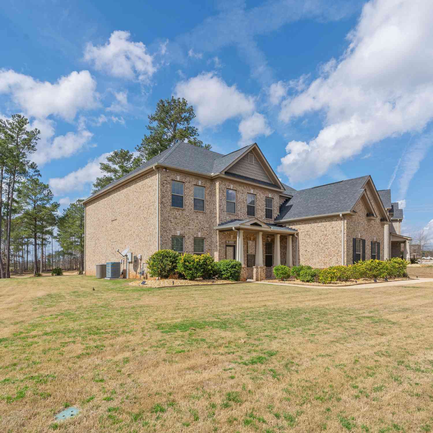 Homes For Sale - 6857 Louis Drive<br/> Locust Grove, GA 30248